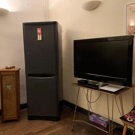 Chambre Sdb Privee Townhouse 26 Chambres D'Hotes Civray Civray (Vienne) Exterior foto